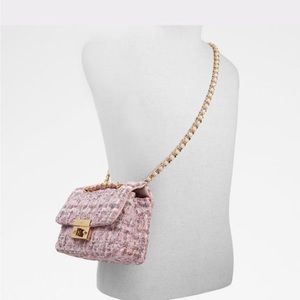 Aldo bouclay pink bag . Beautiful, strap is adjustable.